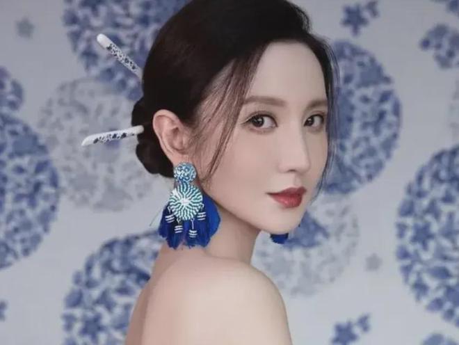 32位天津籍女星个个貌美如花楚楚动人尊龙凯时中国天津隐藏着这么多美女！(图21)